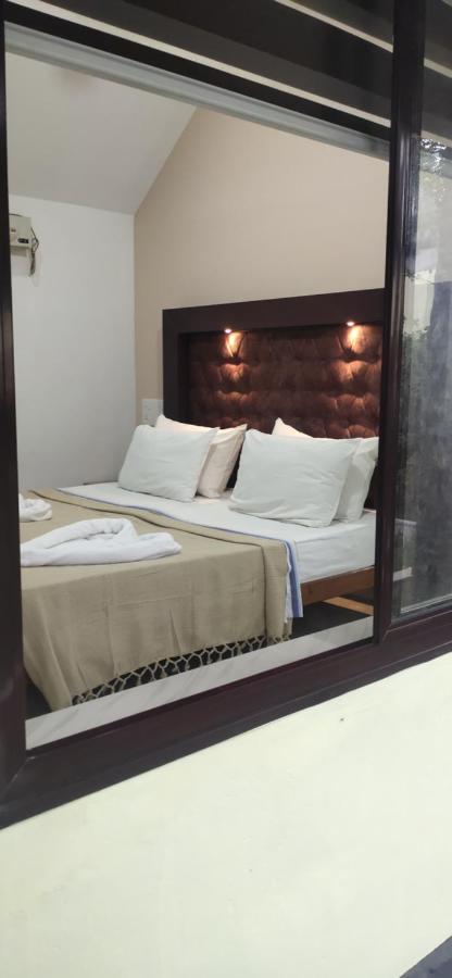 SAVITHRI INN Cottages Varkala Esterno foto