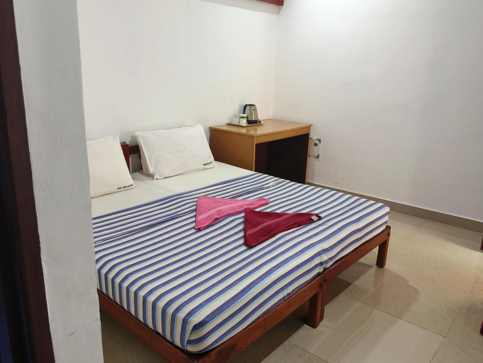 SAVITHRI INN Cottages Varkala Esterno foto