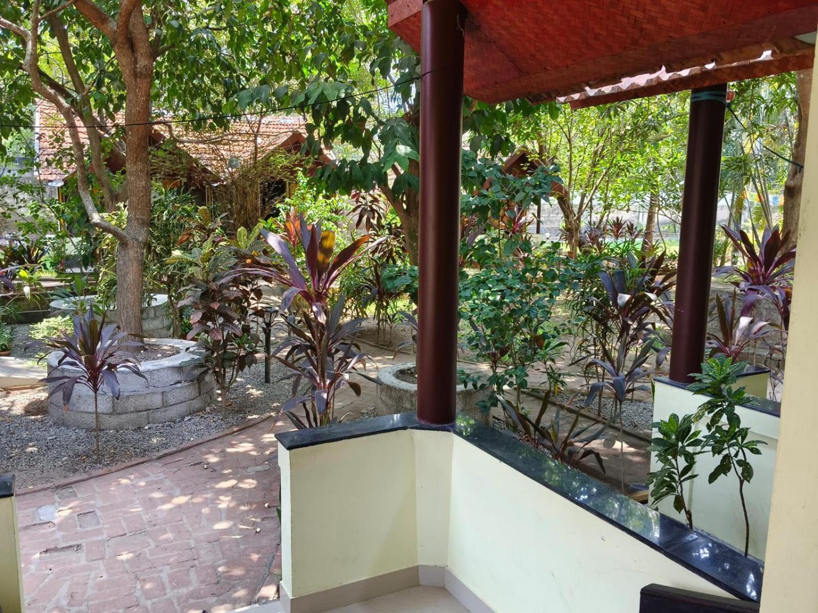 SAVITHRI INN Cottages Varkala Esterno foto